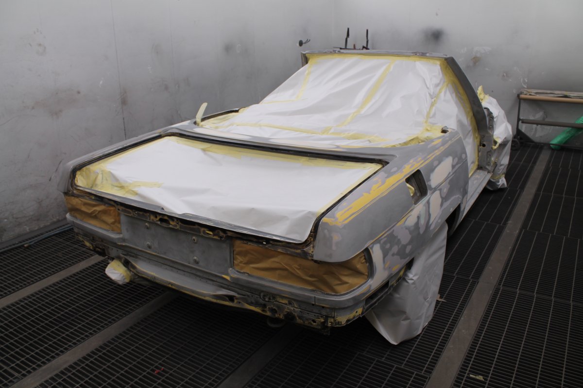 Mercedes SL 1973  - Step 2 (Putty and Filler)