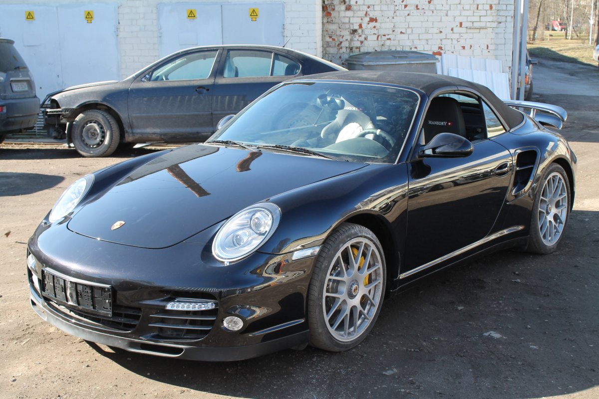 Porsche 911 Turbo - Step 2 (Repaired)